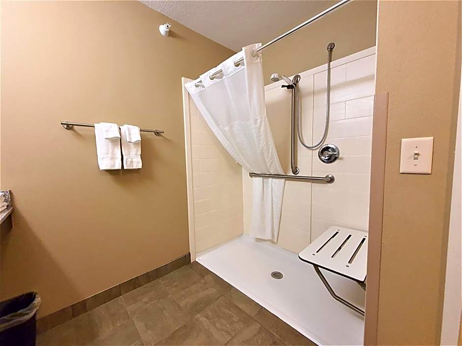 AmeriVu Inn and Suites - Chisago City