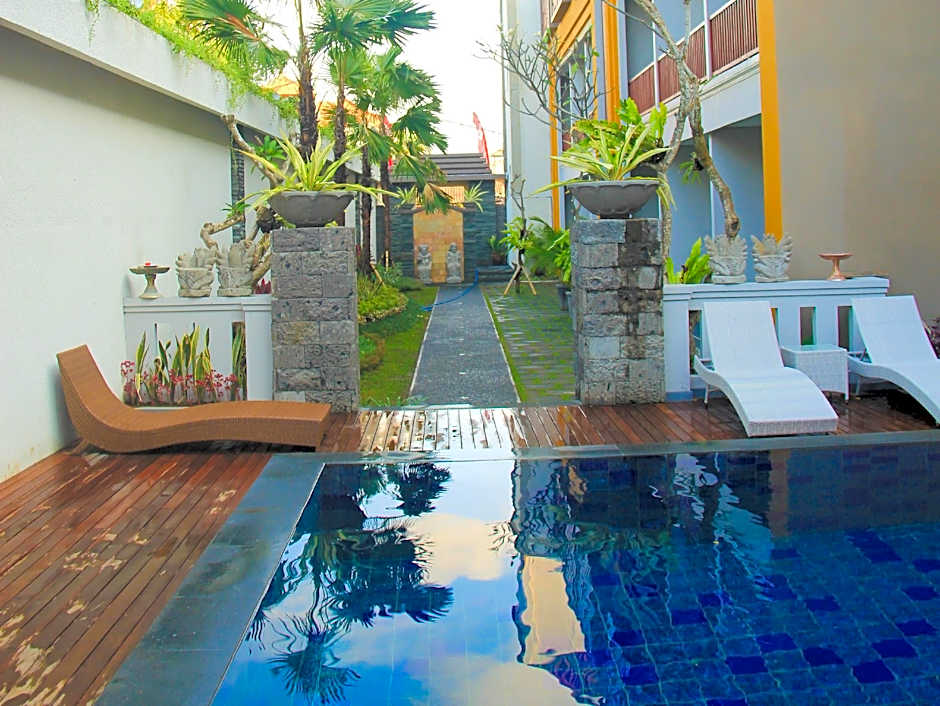 Kamini Legian Hotel
