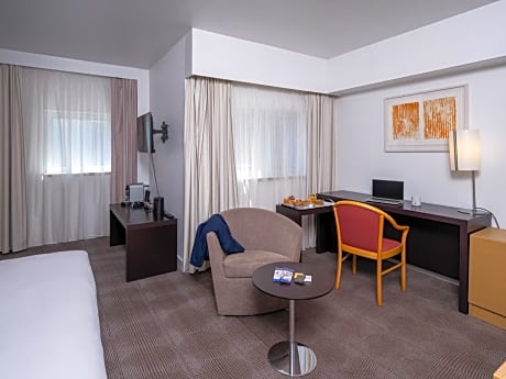 Classic Double Room with Double Sofa Bed