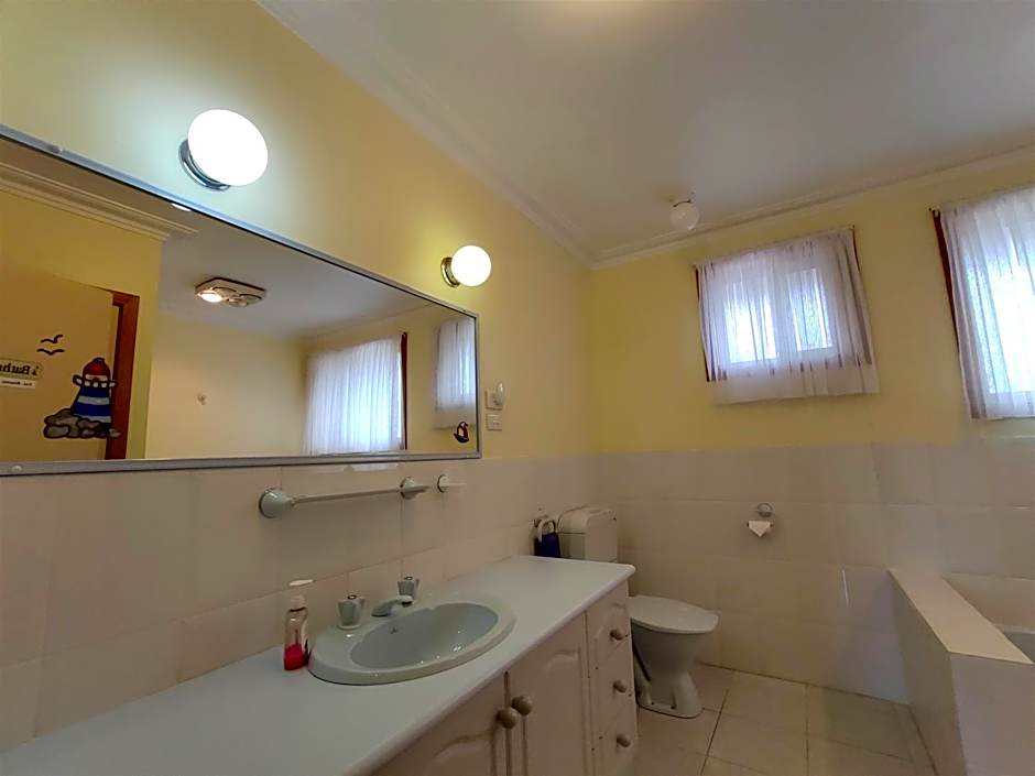 Angela's Beach Stays