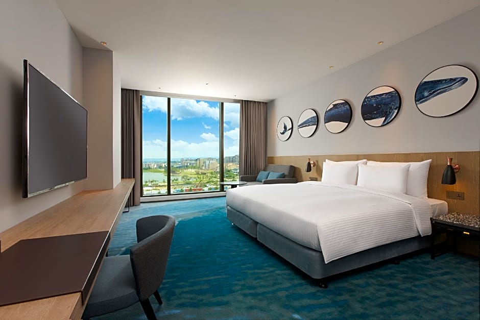 Foto 1 daripada 2 — 1 King Bed