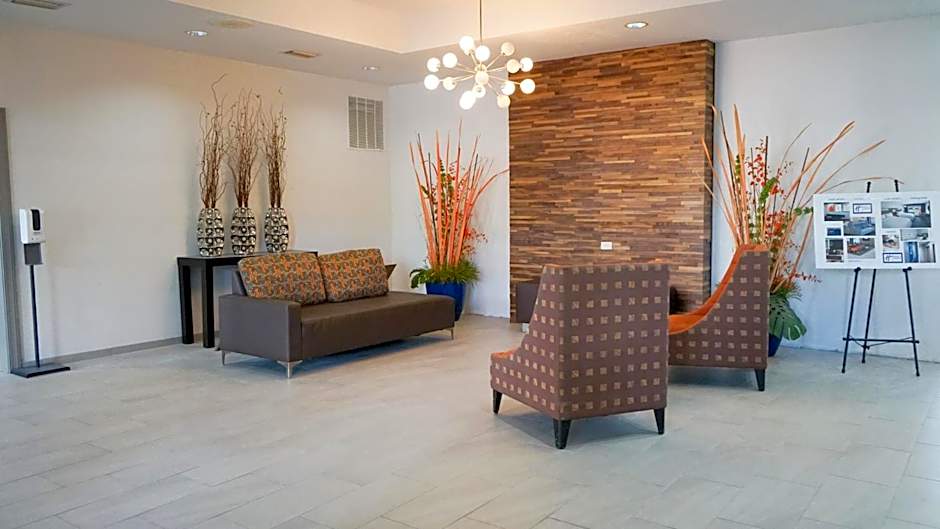 Holiday Inn Express & Suites Lakeland North - I-4 By IHG
