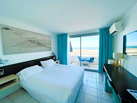 Double Room Facing the Sea