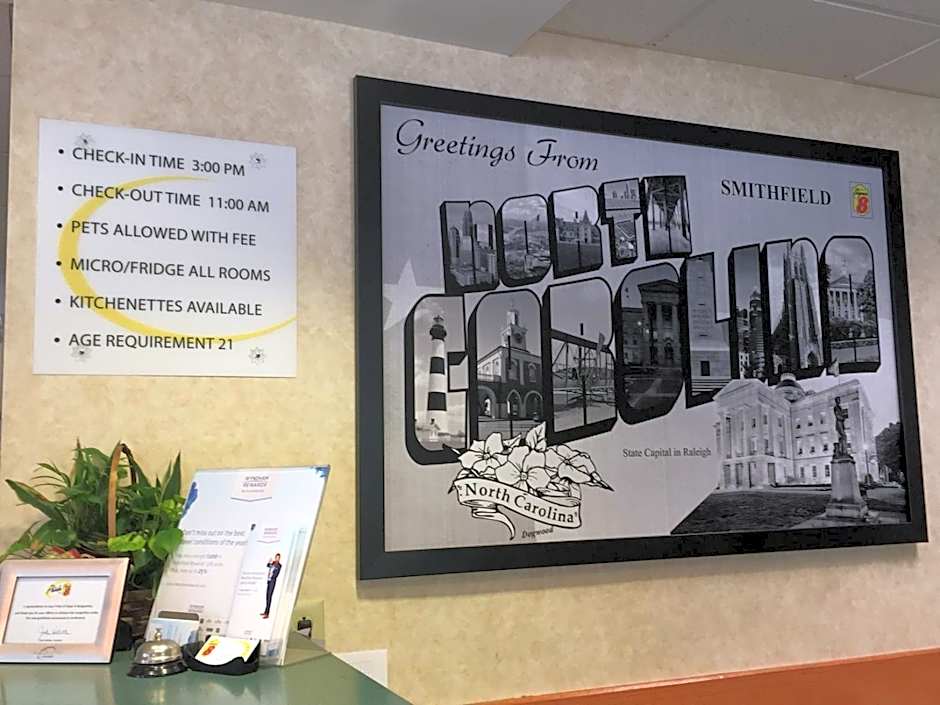 Super 8 by Wyndham Smithfield-Selma