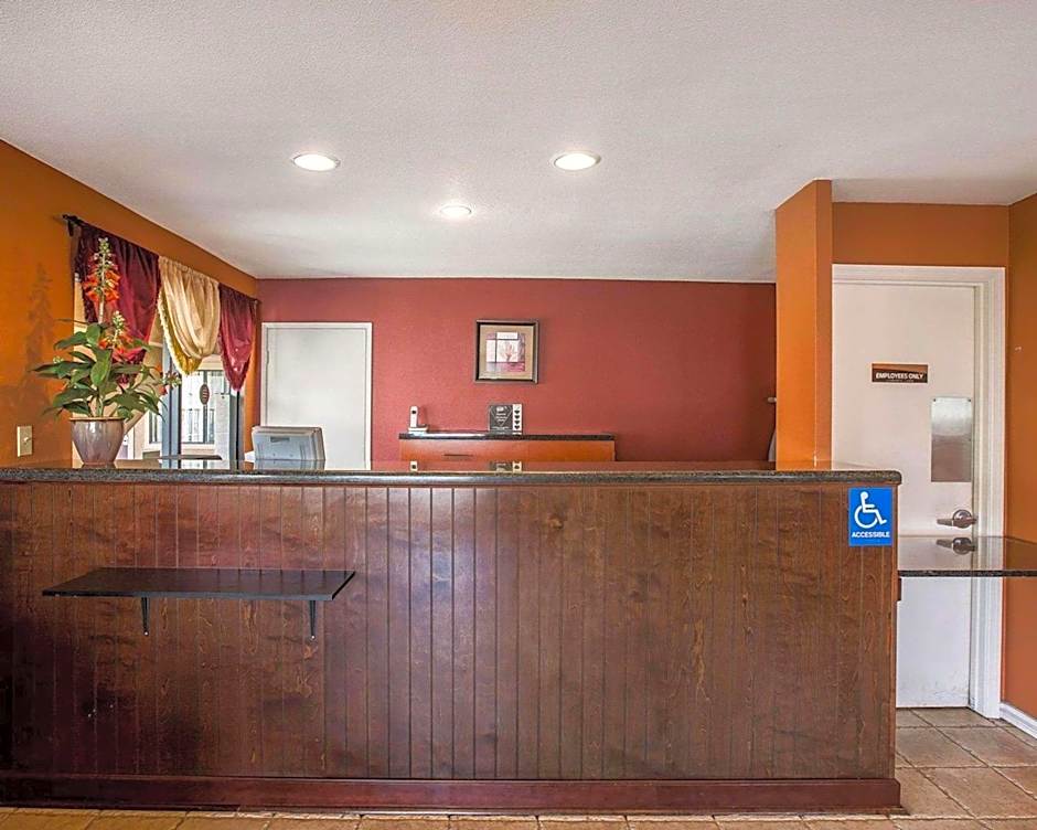 Rodeway Inn Santee