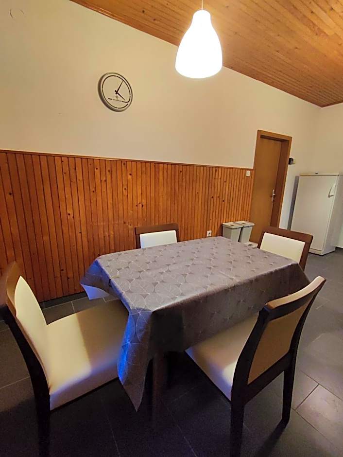 Family Hostel Pivka
