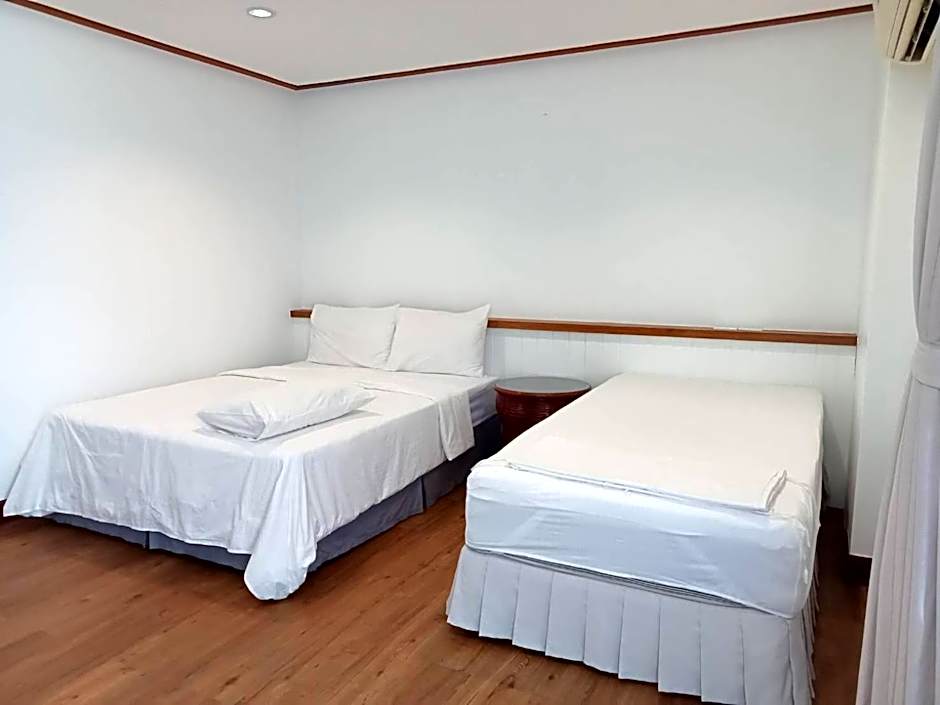 BaanBusarin Hotel