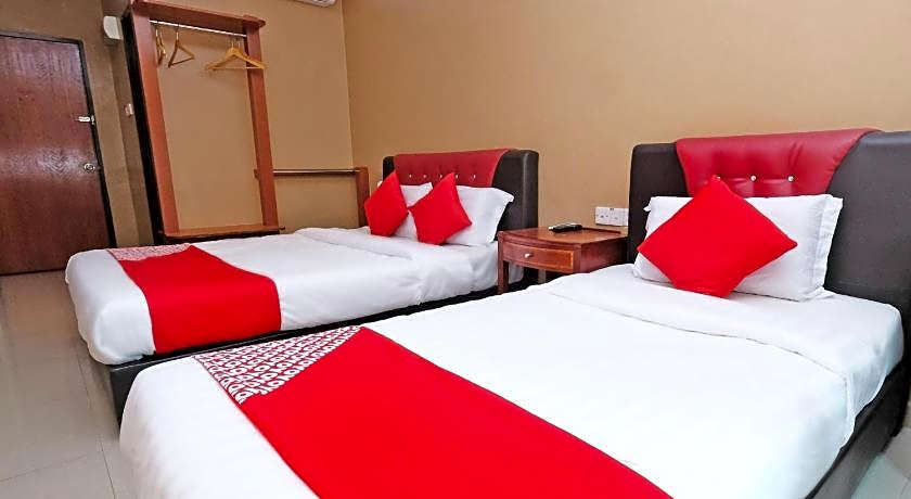 Super OYO 707 Ayuni Hotel