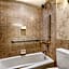 Best Western Plus Silver Saddle Inn