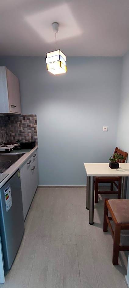 Anna Studio and Apartments