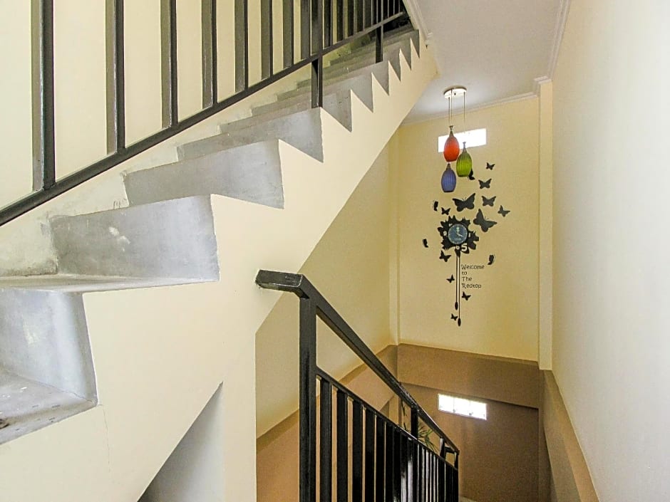 RedDoorz @ Jalan Pramuka Manado