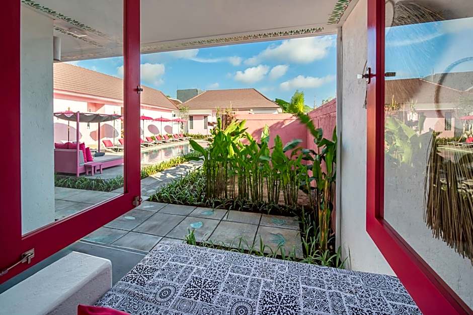PinkPrivate Balangan - for Cool Adults Only