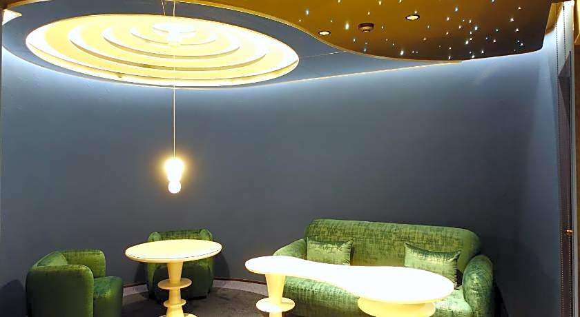 New Wakasa Annex Hotel
