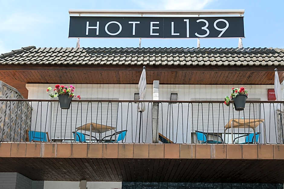 Hotel 139