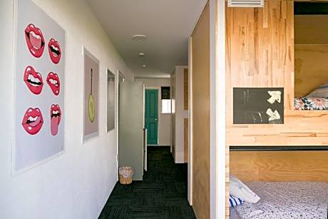 Single Pod in 6-Bed Mixed Dormitory Room