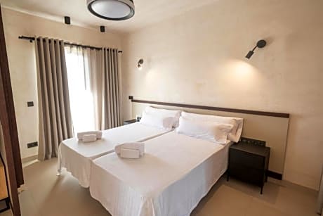 2 BEDROOM APARTMENT DELUXE