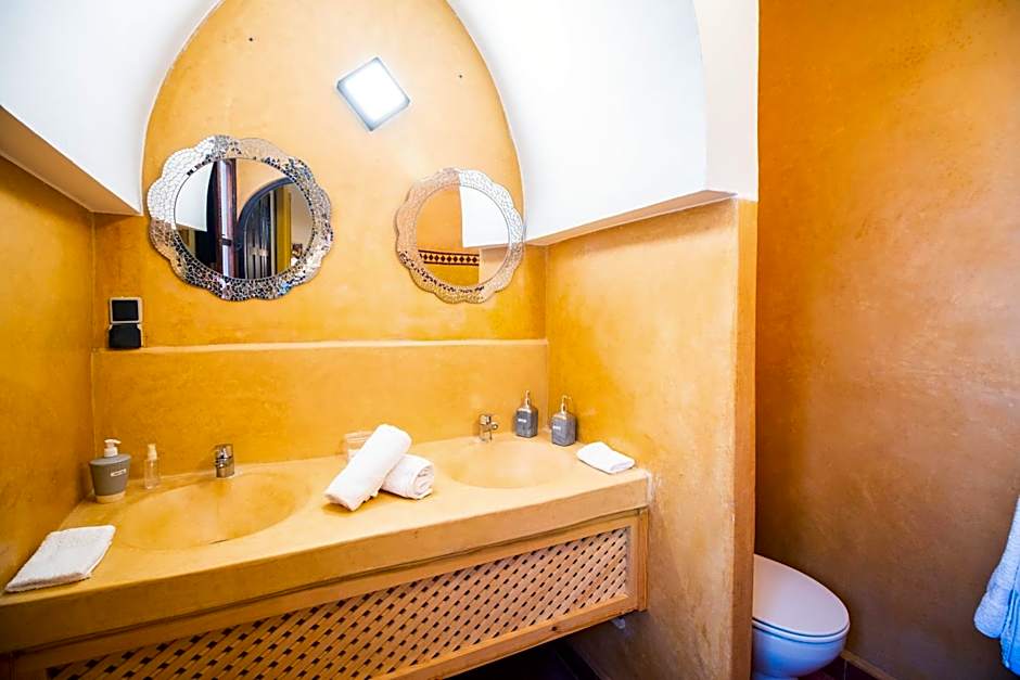 ArtHouse Cinema Hotel