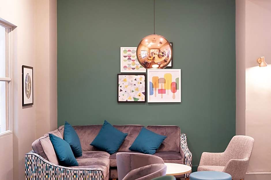 Holiday Inn Gloucester / Cheltenham By IHG