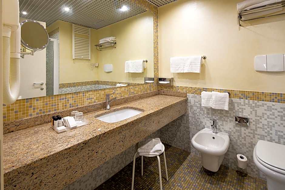 Crowne Plaza Venice East By IHG