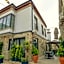 Sulty's Alacatı