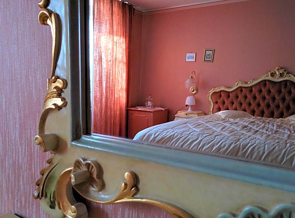 Hotel Croix d'Or et Poste - Historisches Hotel