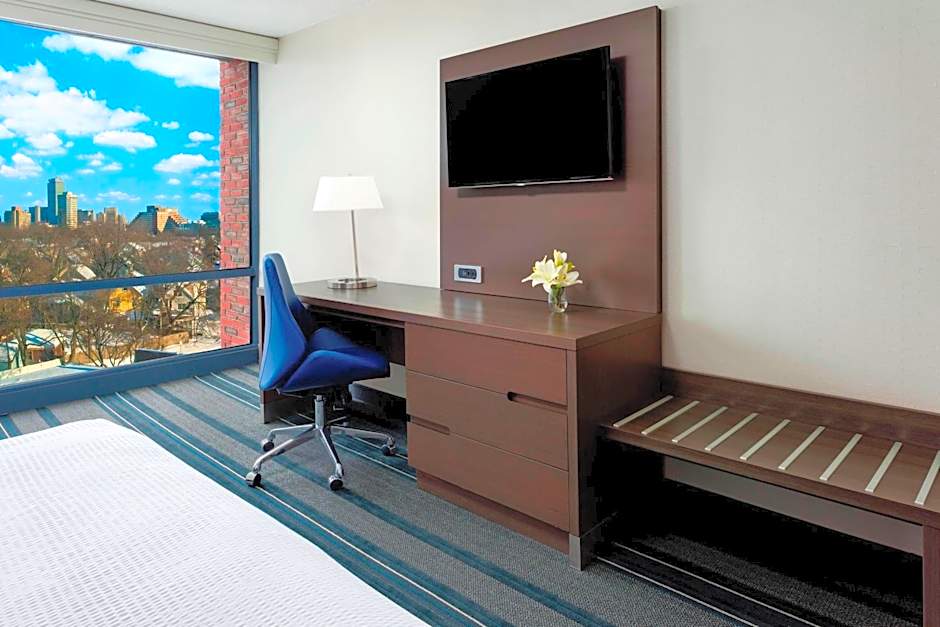 Courtyard by Marriott Boston Cambridge