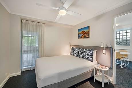 Two-Bedroom Deluxe Apartment