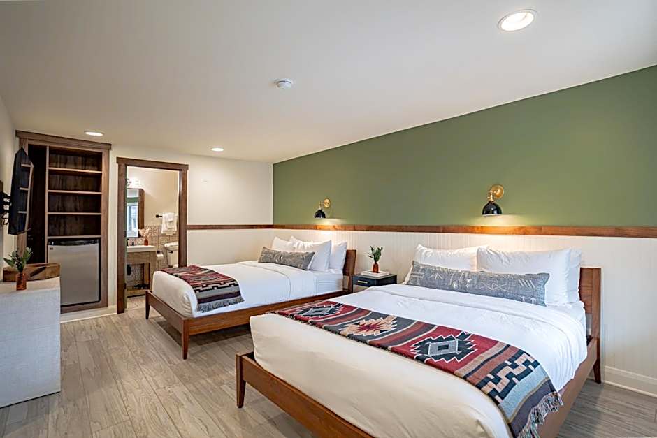 Pioneer Lodge Springdale