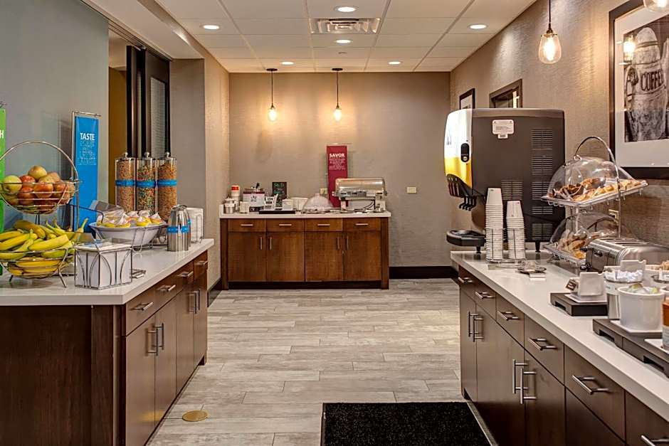 Hampton Inn By Hilton & Suites-Wichita/Airport, KS