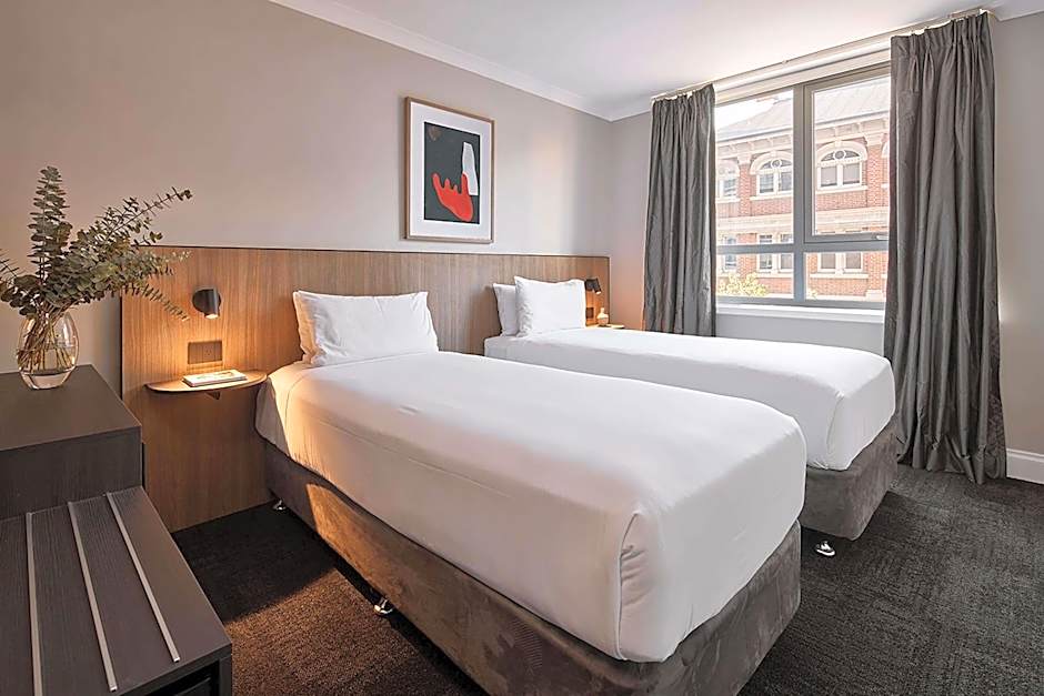 Pensione Hotel Perth