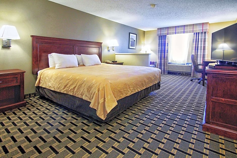 Quality Inn Moore - Oklahoma City