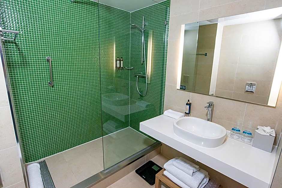 The Orchard Hotel & Restaurant