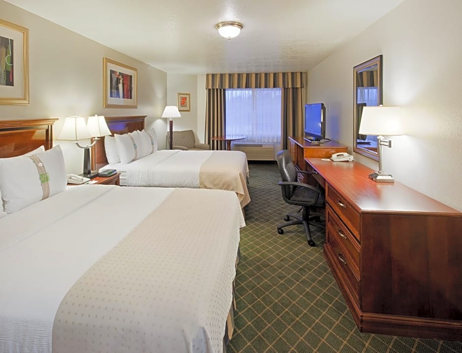 Holiday Inn Redding, an IHG Hotel