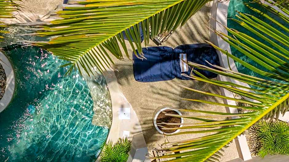 Casa Leah - Full Ocean View Apartment- Zicatela - AC in Bedroom - Steps To Beach - Steps to la Punta