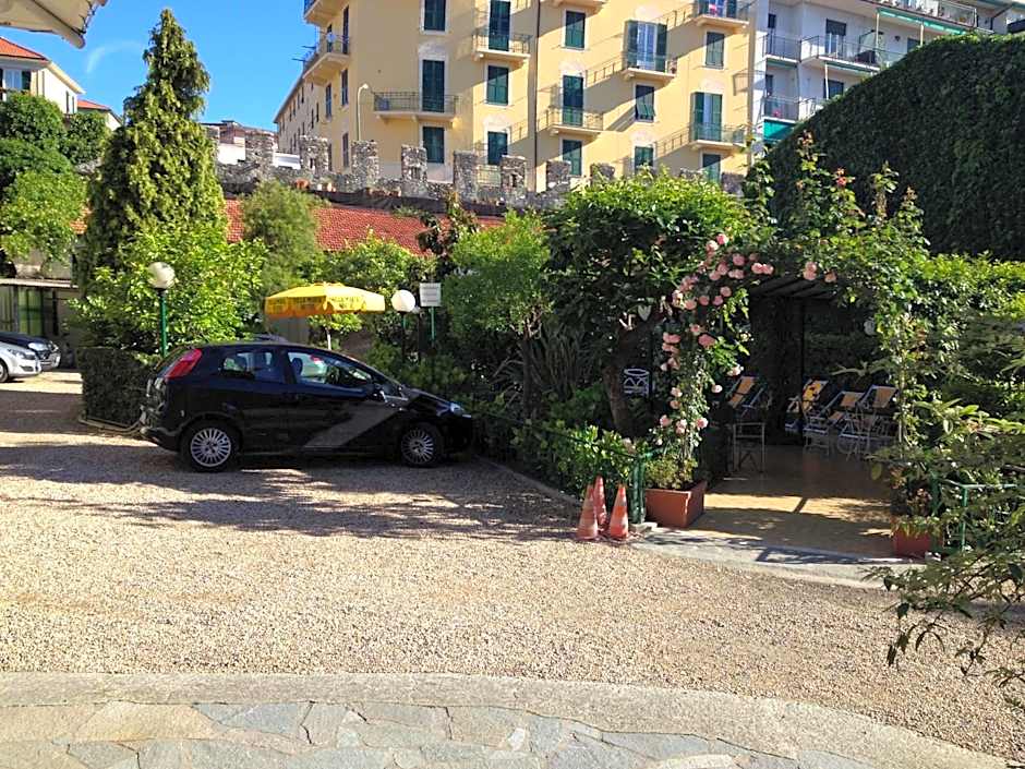 Hotel Villa Maria & Apartment