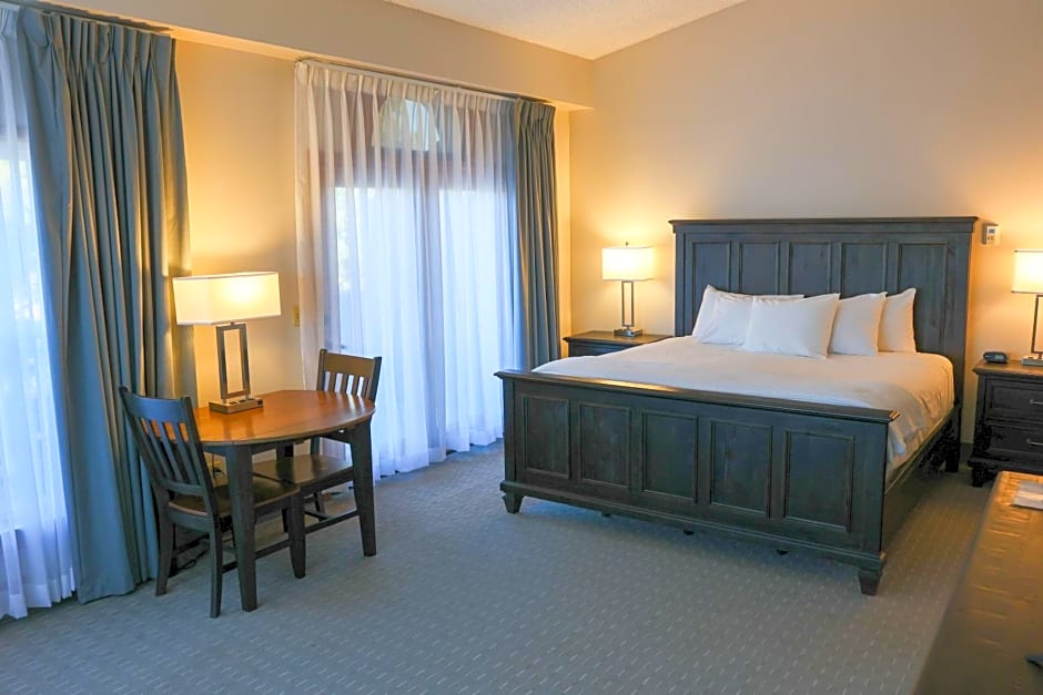 Lone Tree Golf Club and Hotel