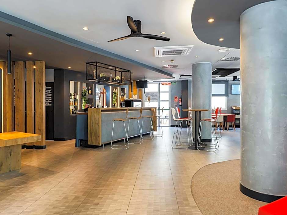 Ibis Barcelona Castelldefels