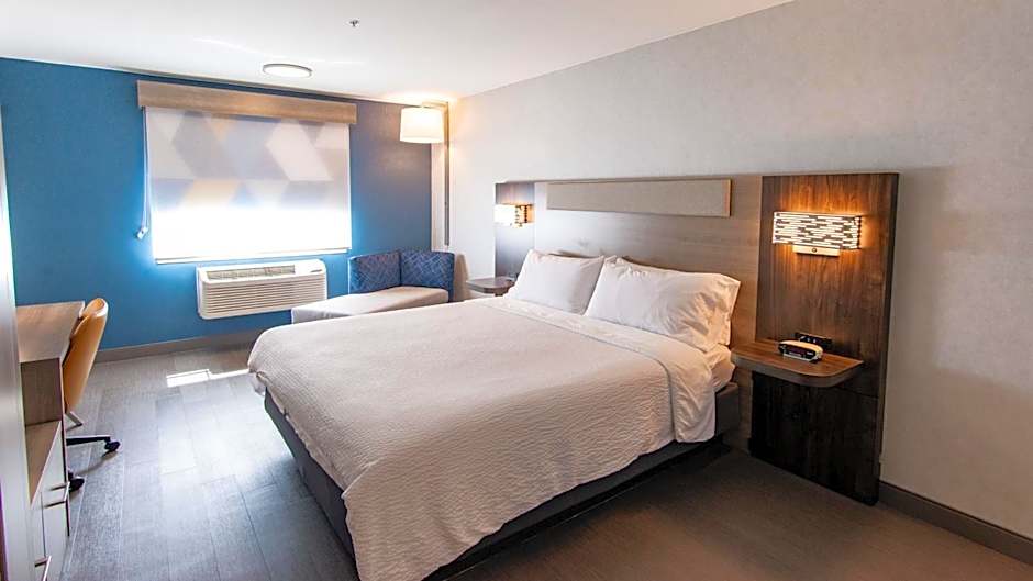 Holiday Inn Express Oakdale By IHG