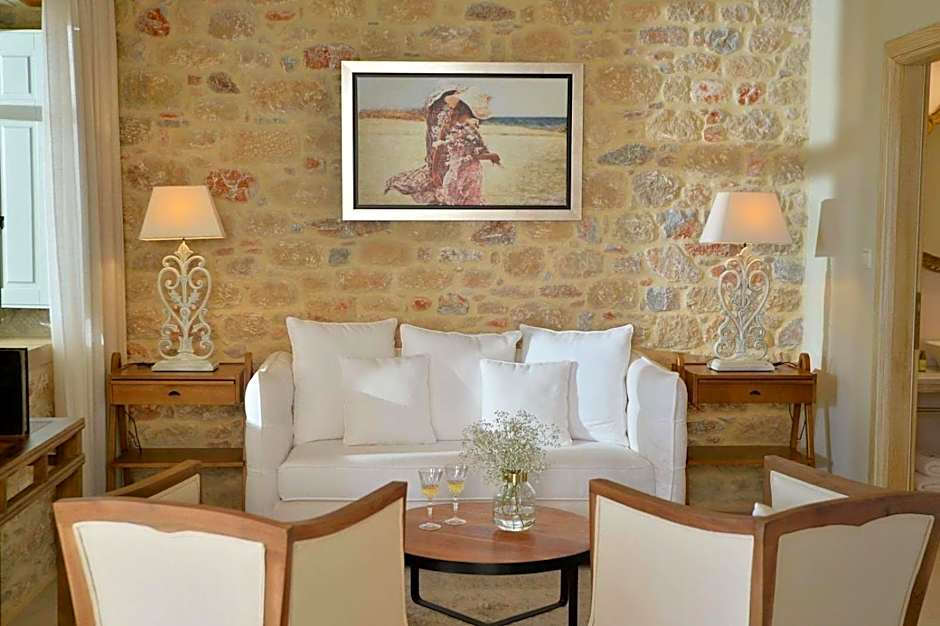 Akrolithi Boutique Hotel & Suites