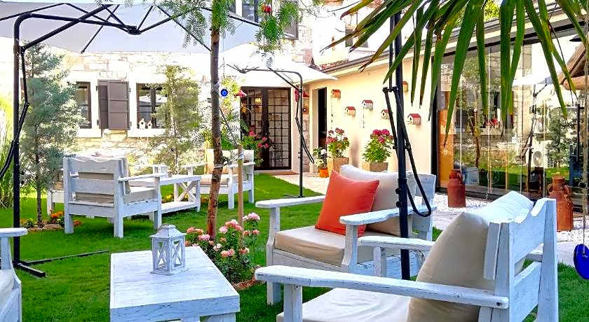 Urla Taş Konak Otel