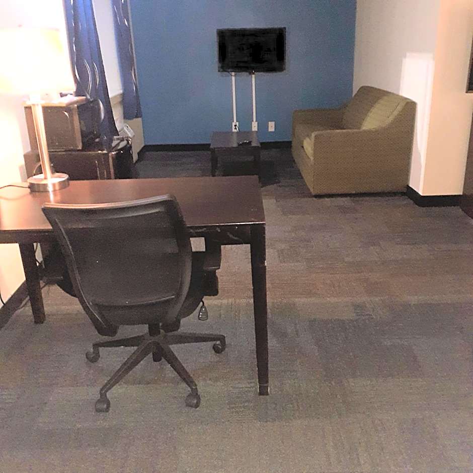 Americas Best Value Inn & Suites Phenix City