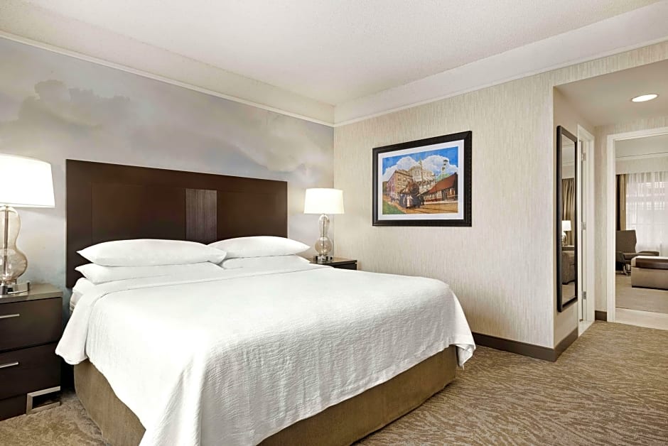 Photo 1 of 2 of Conference 2 Bedroom 1 King Bed and 2 Double Beds Suite