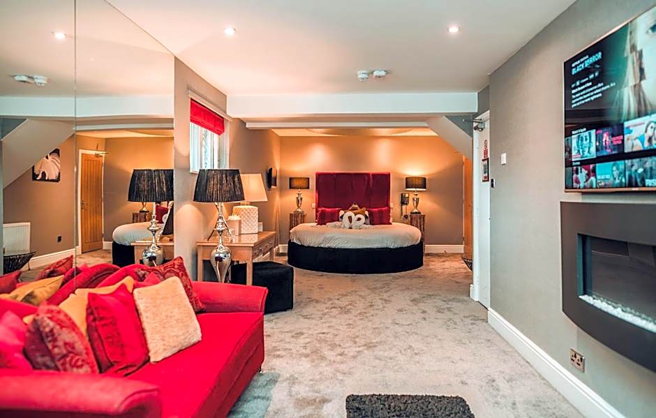 Aphrodites Group - Luxury Hot Tub Suites in Central Lake District!