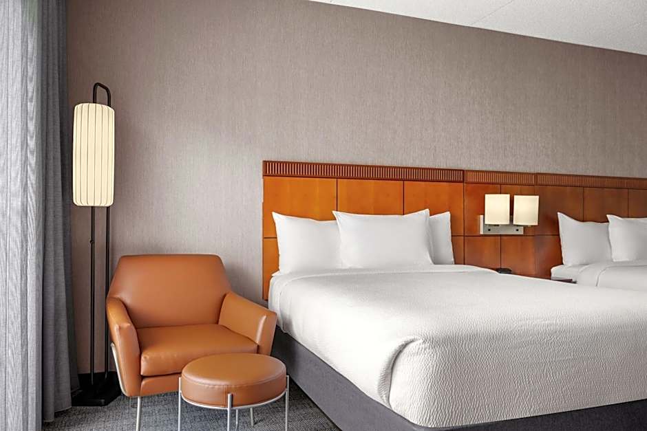 Courtyard By Marriott Detroit Livonia