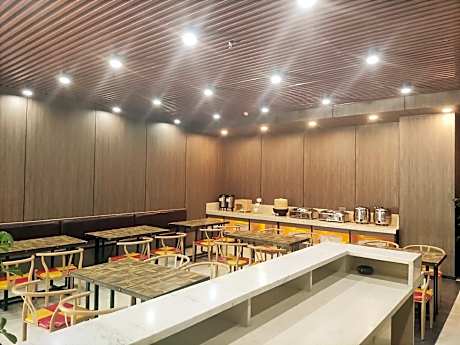 Elan Inn Jincheng East Passenger Terminal