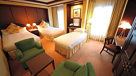 Double Room B - Non-Smoking