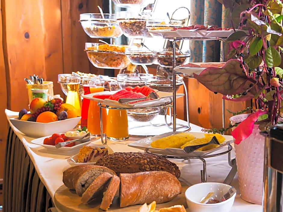 Hotel Lowen Garni - B&B