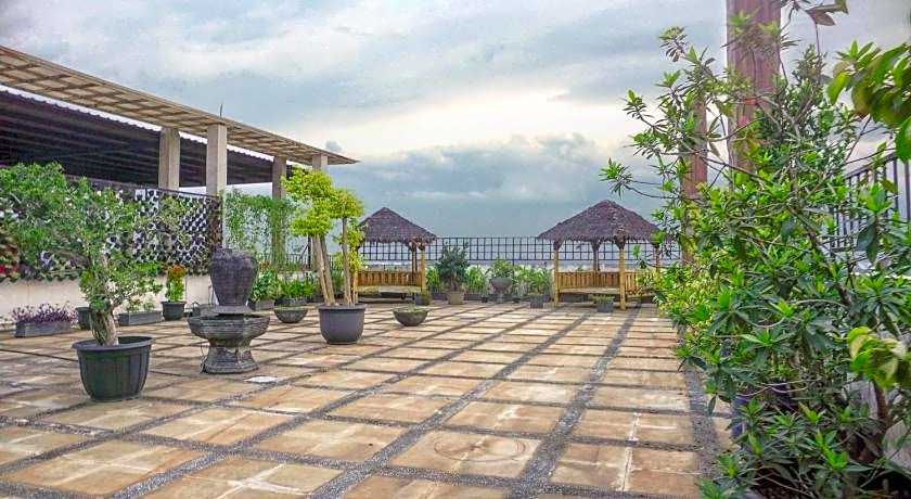 Marilyn Hotel Serpong