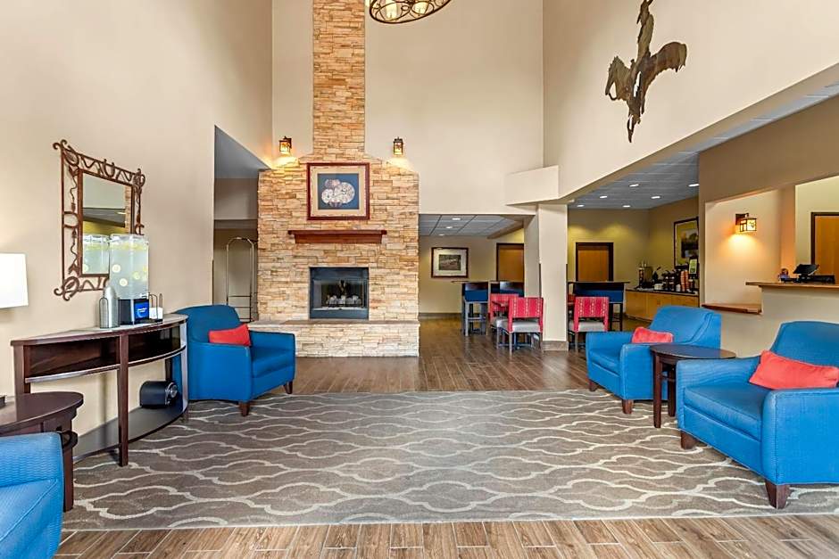 Comfort Inn & Suites Midtown