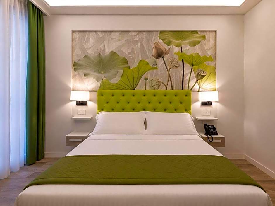 Petit Hotel